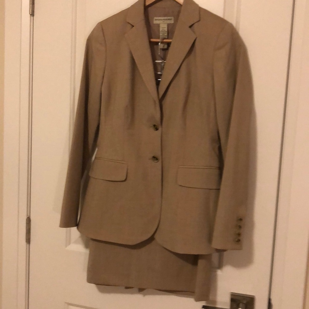 Suit